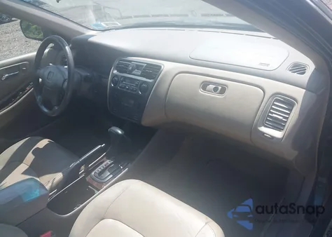 1998 Honda Accord Ex V6 из США, поврежденный, VIN 1HGCG1655WA034098